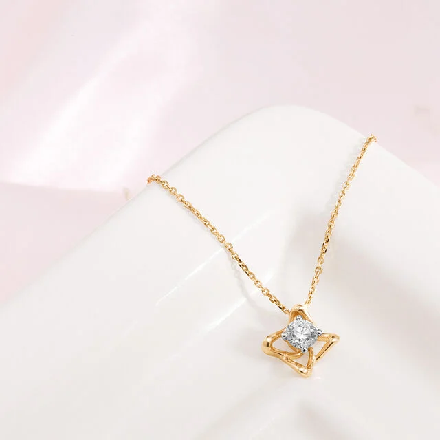 Dazzling Skyward  Diamond Necklace